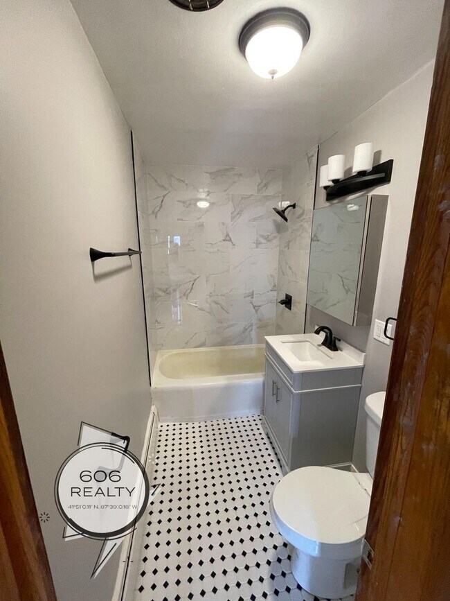 Photo - Fully Remodeled Apt on Harlem! Unit 2M
