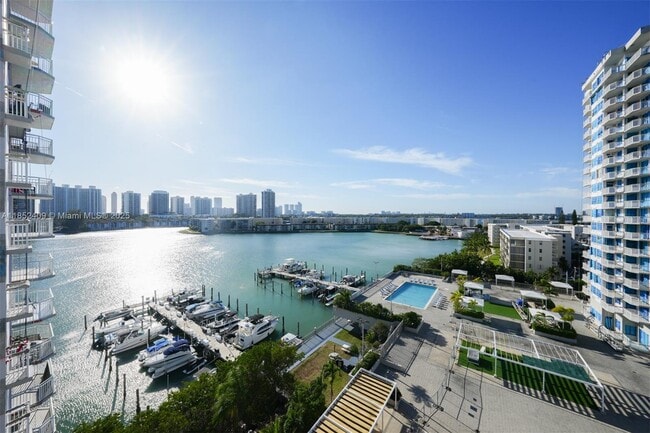 Building Photo - 18071 Biscayne Blvd Unit 901 Rental