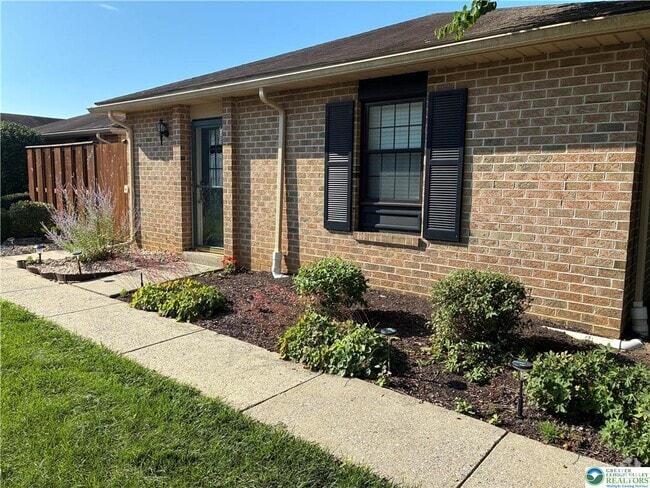 Building Photo - 2765 Rolling Green Pl Rental