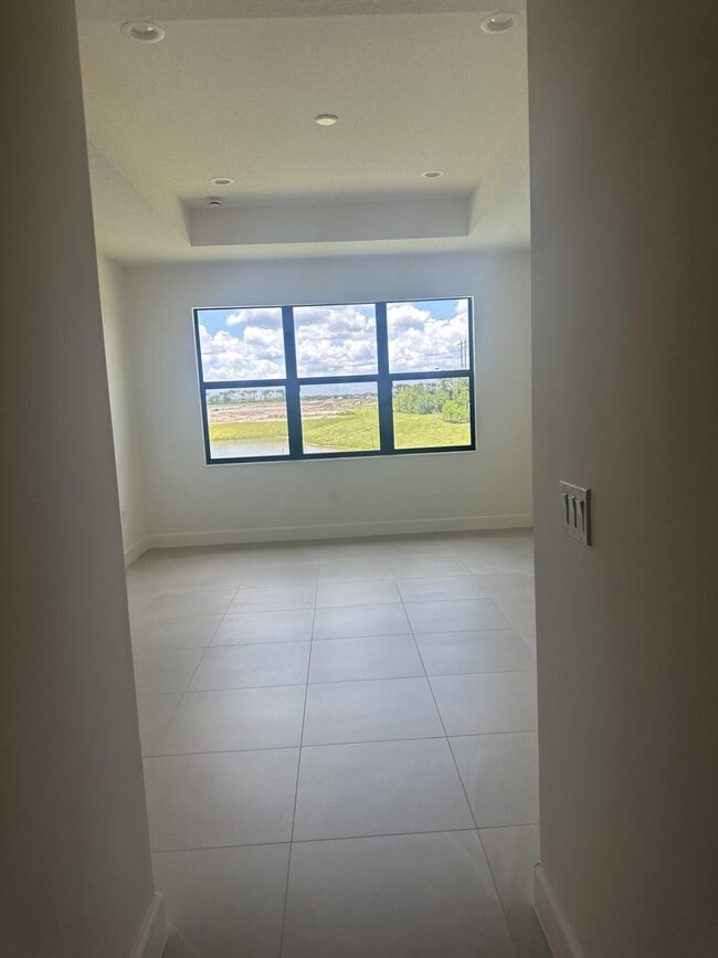 Photo - 12292 SW Compass Pt Dr