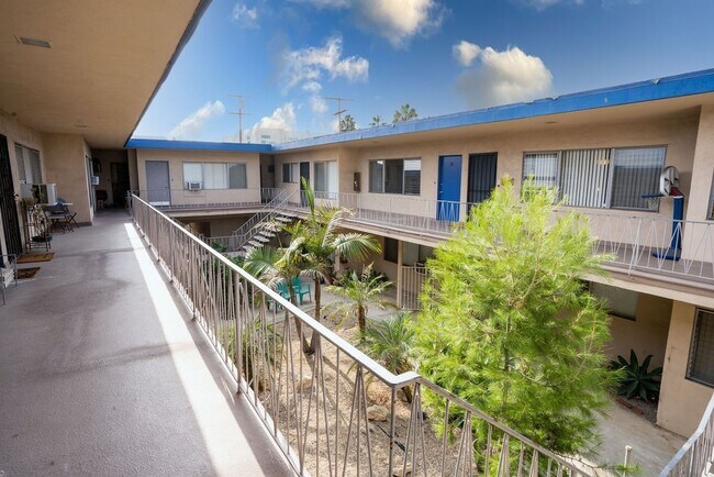 Photo - 10026 Palms Blvd.,