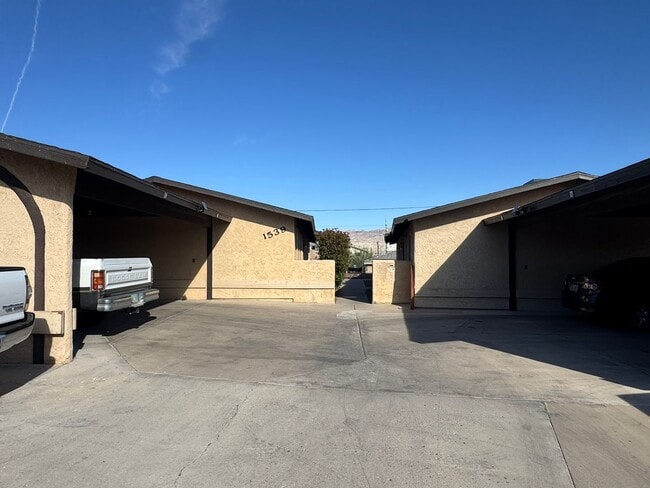 Photo - 3185 Unit #C