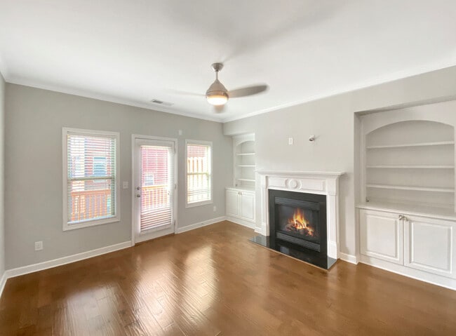 Photo - 1197 Lavista Cir NE