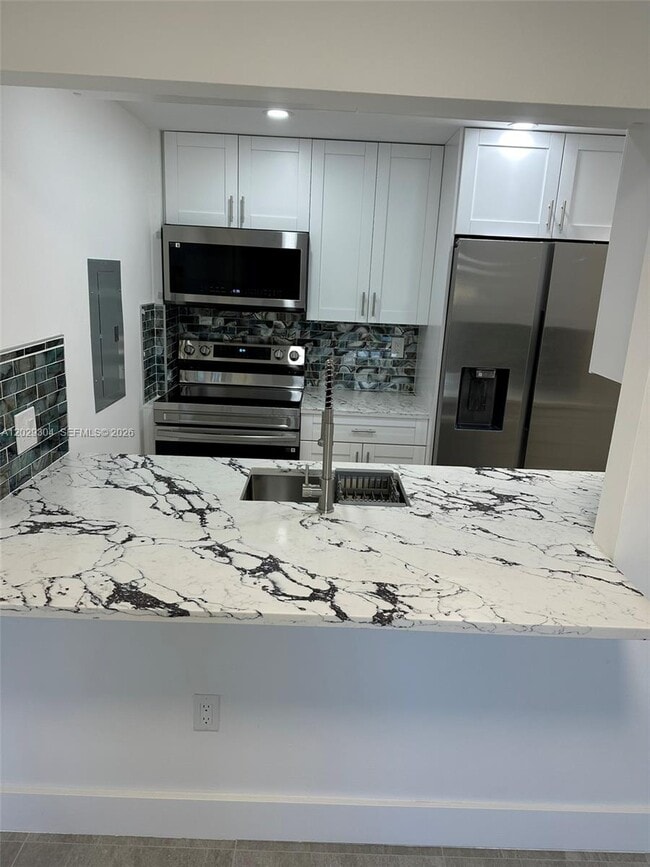 Photo - 5280 NW 7th St Unidad 306