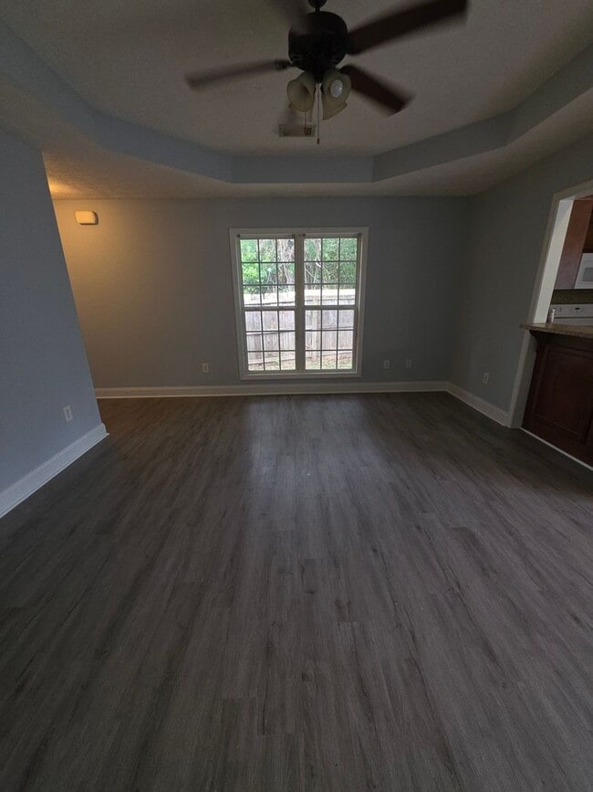Photo - A Great Starter Home Just For YOU!