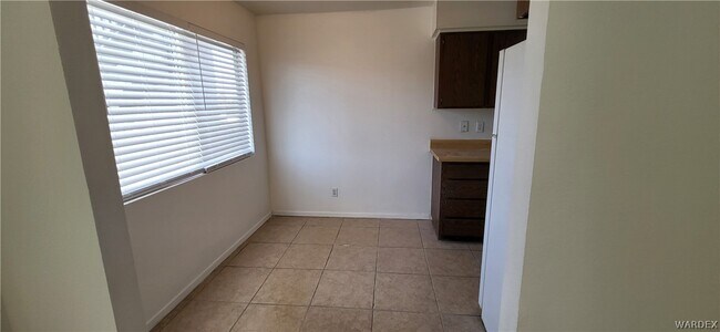 Photo - 2175 Riviera Blvd Unidad 2