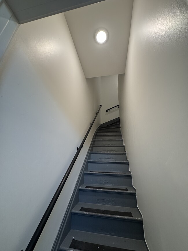 Photo - 1537 9th St Unit Beautifully Renovated 2BR