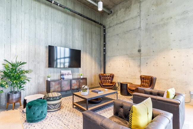 Clubhouse - The Union