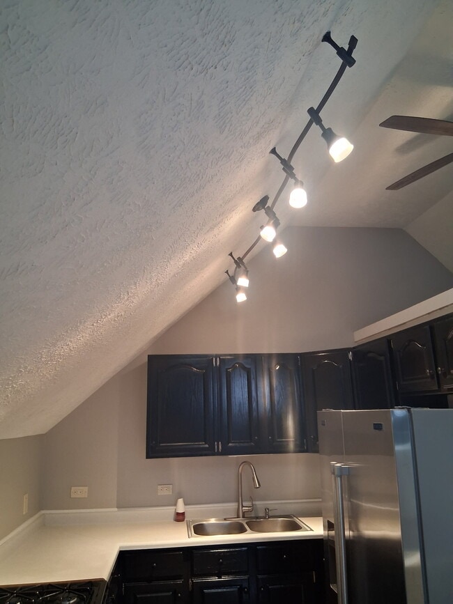 Photo - 4 N Anderson St