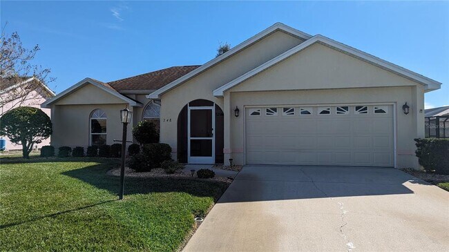 Photo - 748 Sugarwood Way