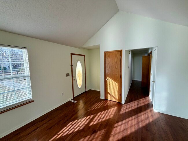 Photo - 571 SE 115th Rd