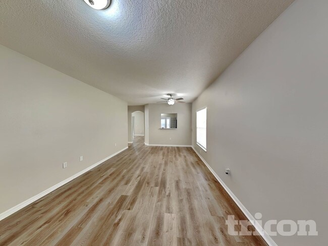 Photo - 3919 Day Bridge Pl