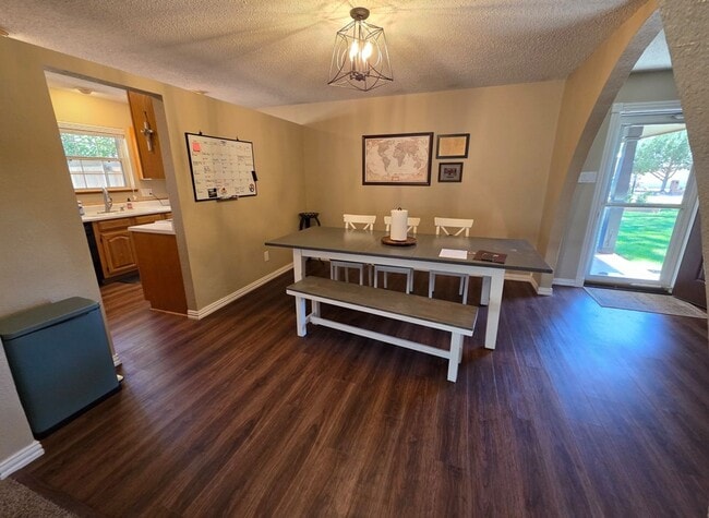 Photo - Stunning 3bd/2ba home with gorgeous yard and bonus living space! Coming Soon!