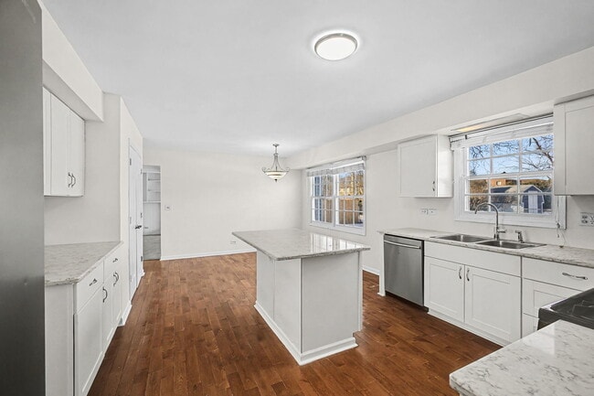 Photo - 1315 Jane Ave