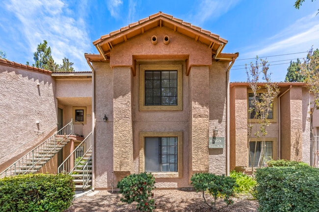 Building Photo - 12059 Alta Carmel Ct Unit 168