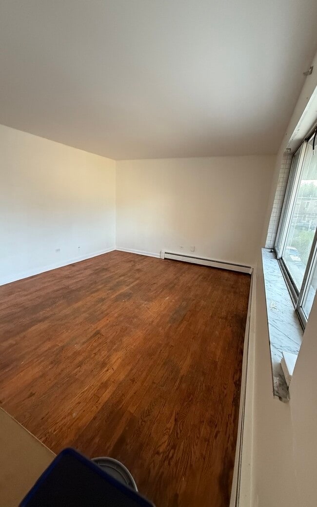 Photo - 558 N Ardmore Ave Unit 2W