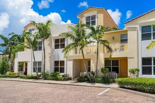 Photo - 4930 NW 15th Ave