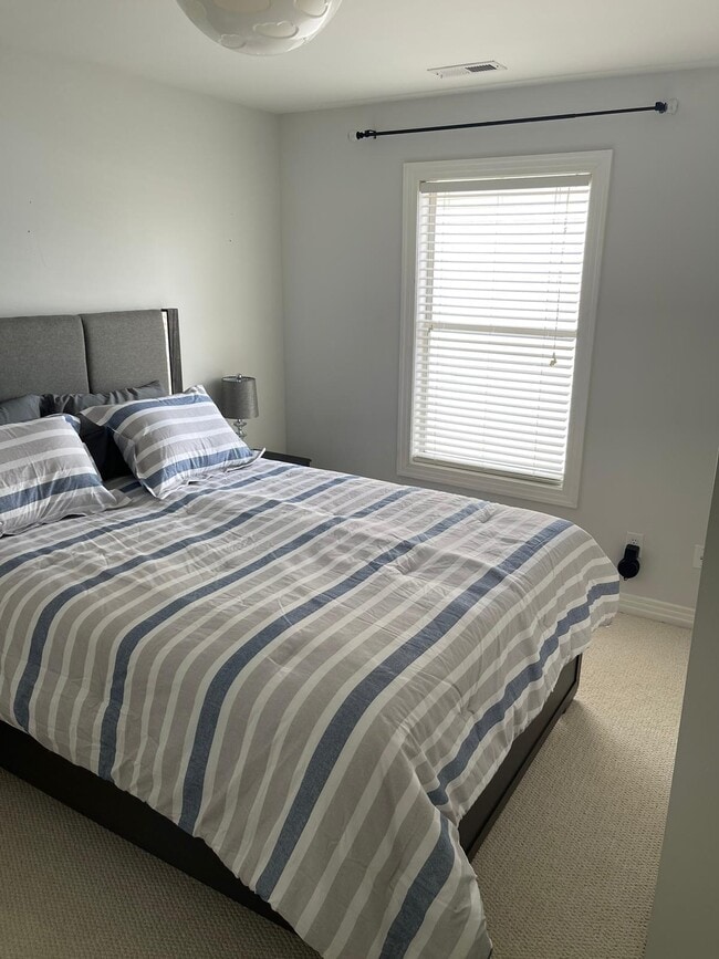 Photo - 404 Grace Ave