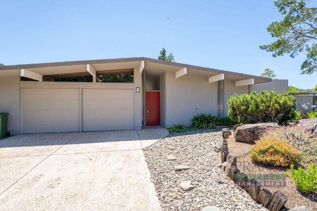 Building Photo - 1221 Idylberry Rd