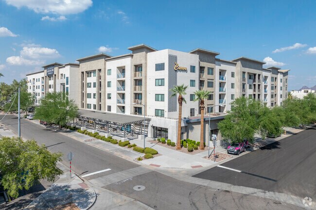 Building Photo - Curve at Melrose Rental