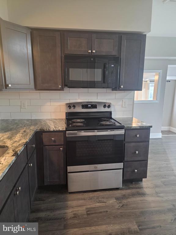 Photo - 320 Main St Unidad 1