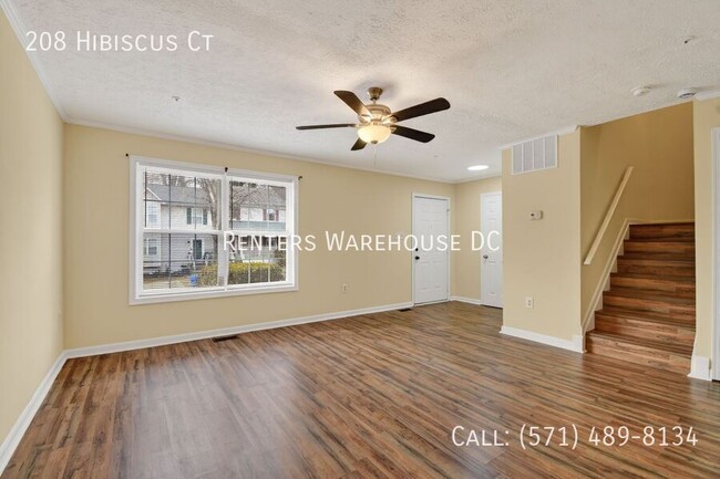 Photo - 208 Hibiscus Ct