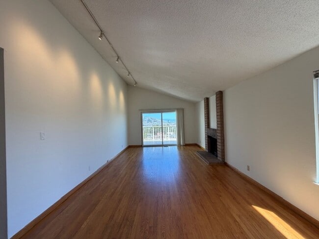 Photo - Gorgeous 4 Bed 3 bath