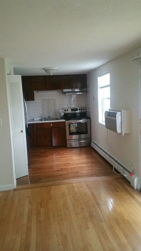 1538 Eastern Ave Unit 10