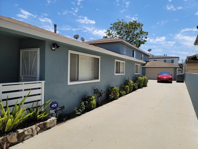 Photo - 2604 Graham Ave Unit C-Upper