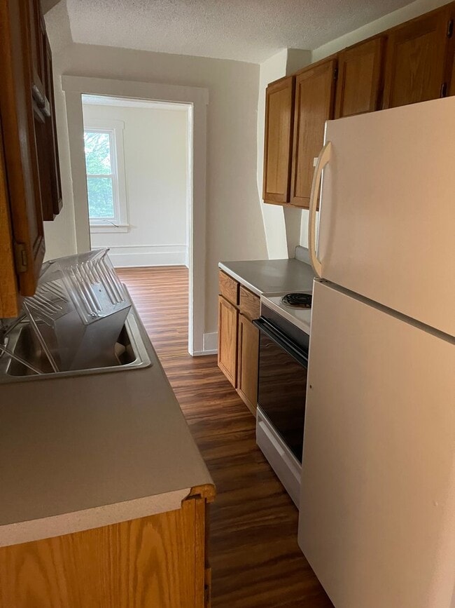 Photo - 135 Whiterock Ave Unit 135-3