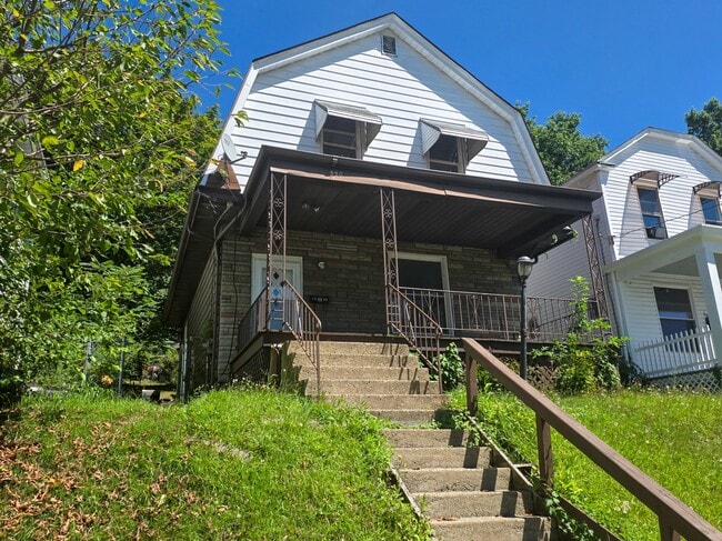 Building Photo - 1330 Woodmont Ave Rental