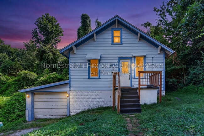 2116 Mills Ave