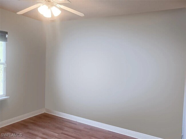 Photo - 120 18th Ave NE