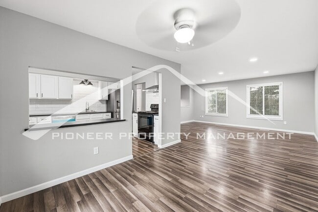 Photo - Gorgeous Home with Central AC and Fenced Yard