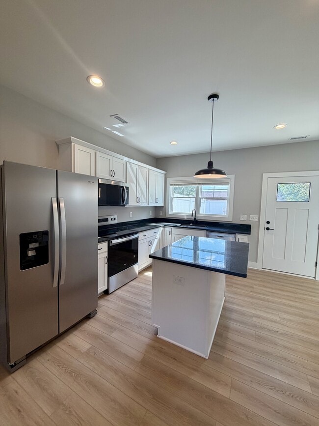 Photo - 118 Beechwood Dr Unit A