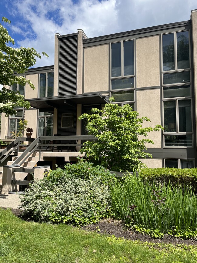 Photo - 295 Greene St Condo Unit 295