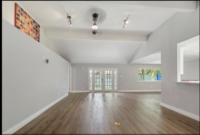 Photo - 2622 Gilliom Dr