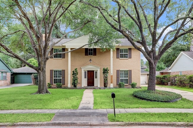 Building Photo - 12523 Briar Forest Dr