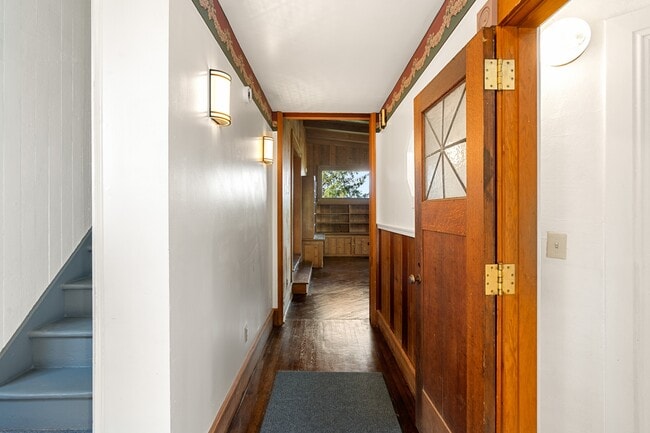 Photo - 605 Terrace Ave
