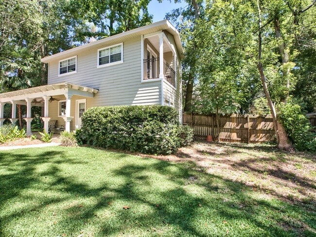 Photo - 1523 Grape St Unit B (Carriage House)