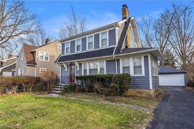 Photo - 961 Montford Rd