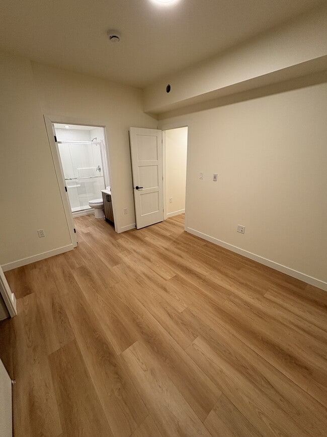 Photo - 8615-8108 108 St NW Unit 314-A