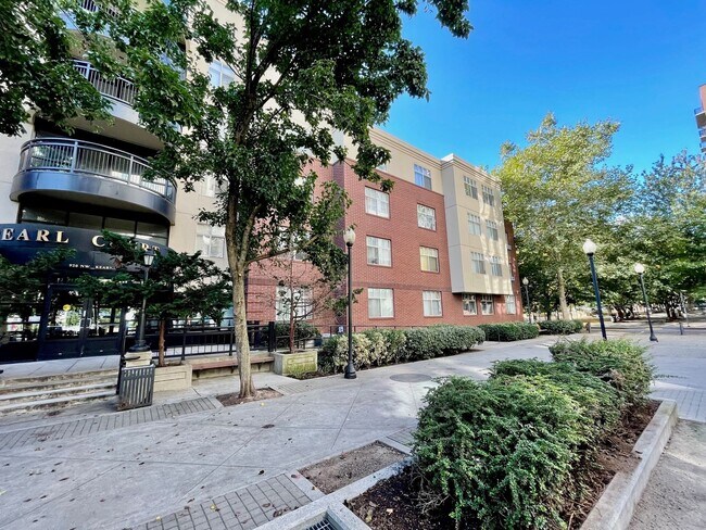 Pearl Court