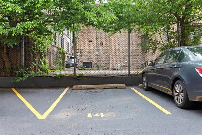 Photo - 426 W Barry Ave Unit 206