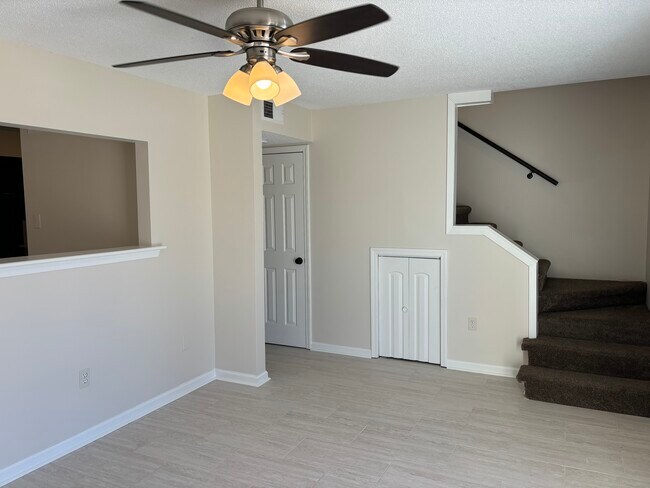 Photo - 4513 Tabony St