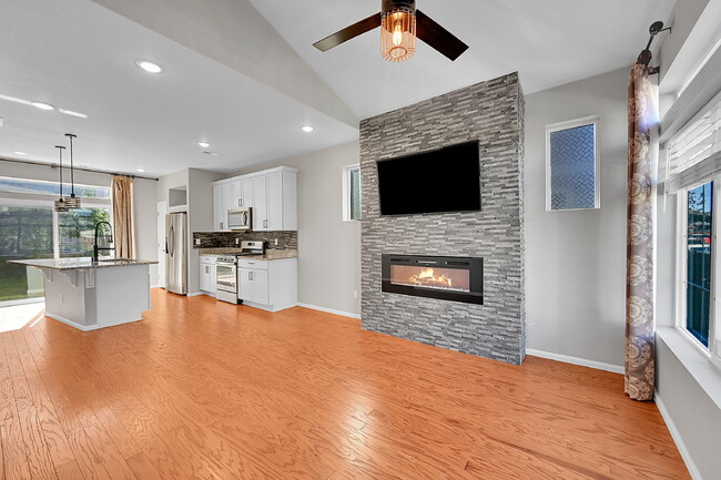 Photo - $2,595.00, 2-bed, 2.5-bath located in Aurora.