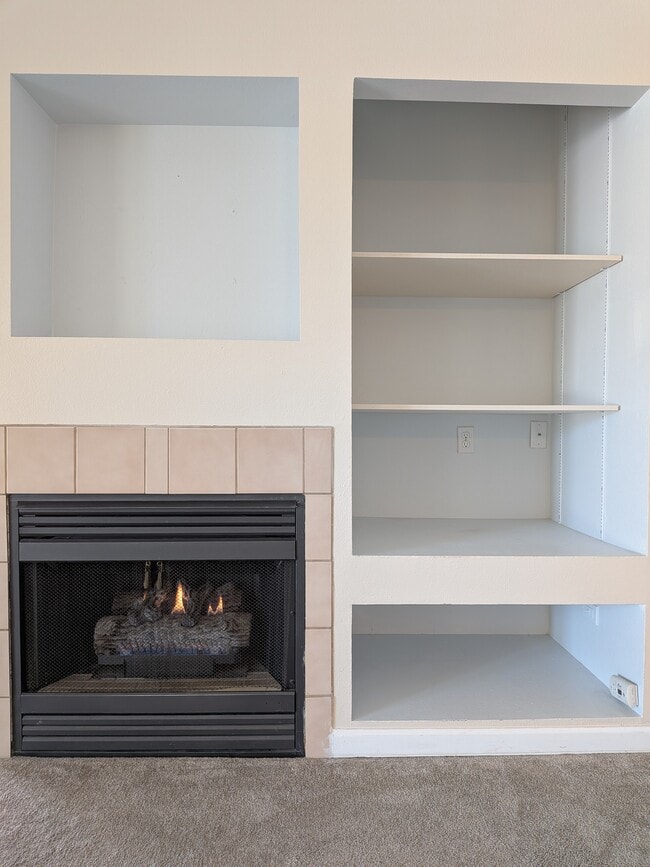 Photo - 12304 W Cross Dr Unit 201