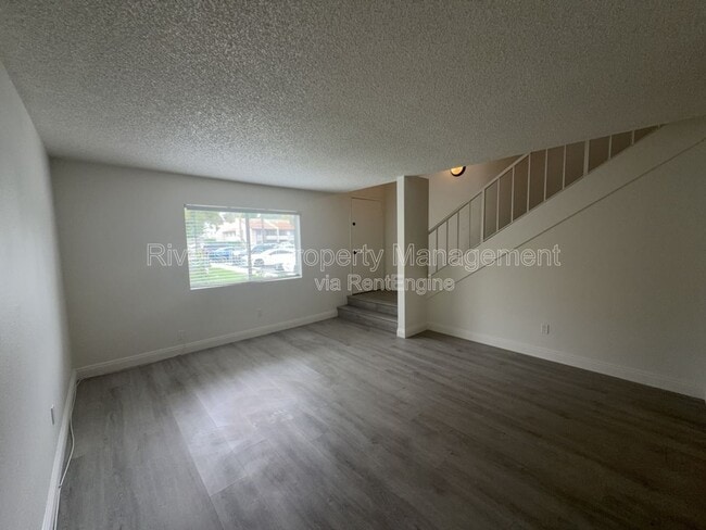 Photo - 2255 Cahuilla St