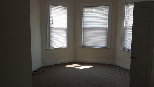 Photo - 81 White St Unit #
