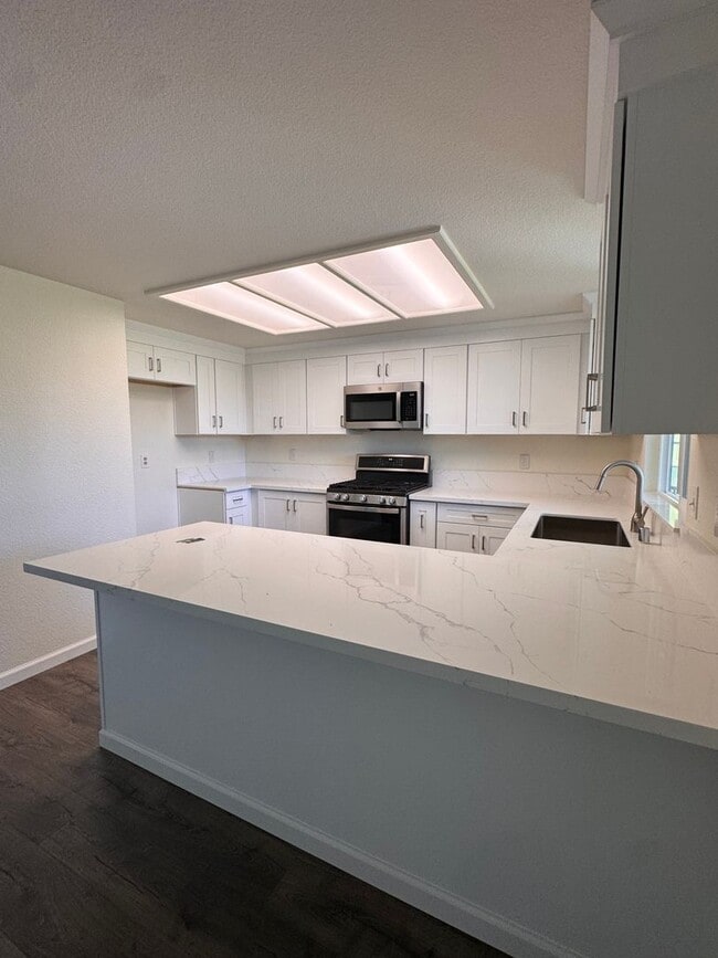 Photo - 11318 Torrey Pines Dr